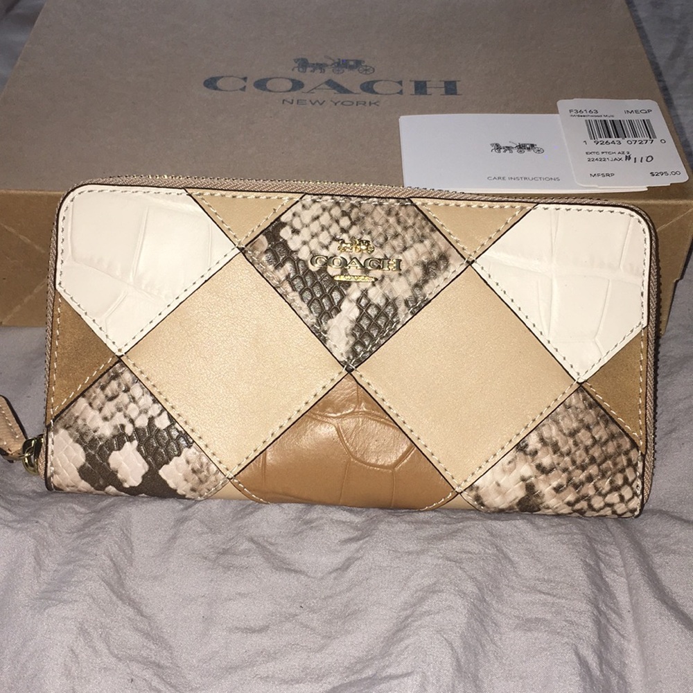 Coach wallet
